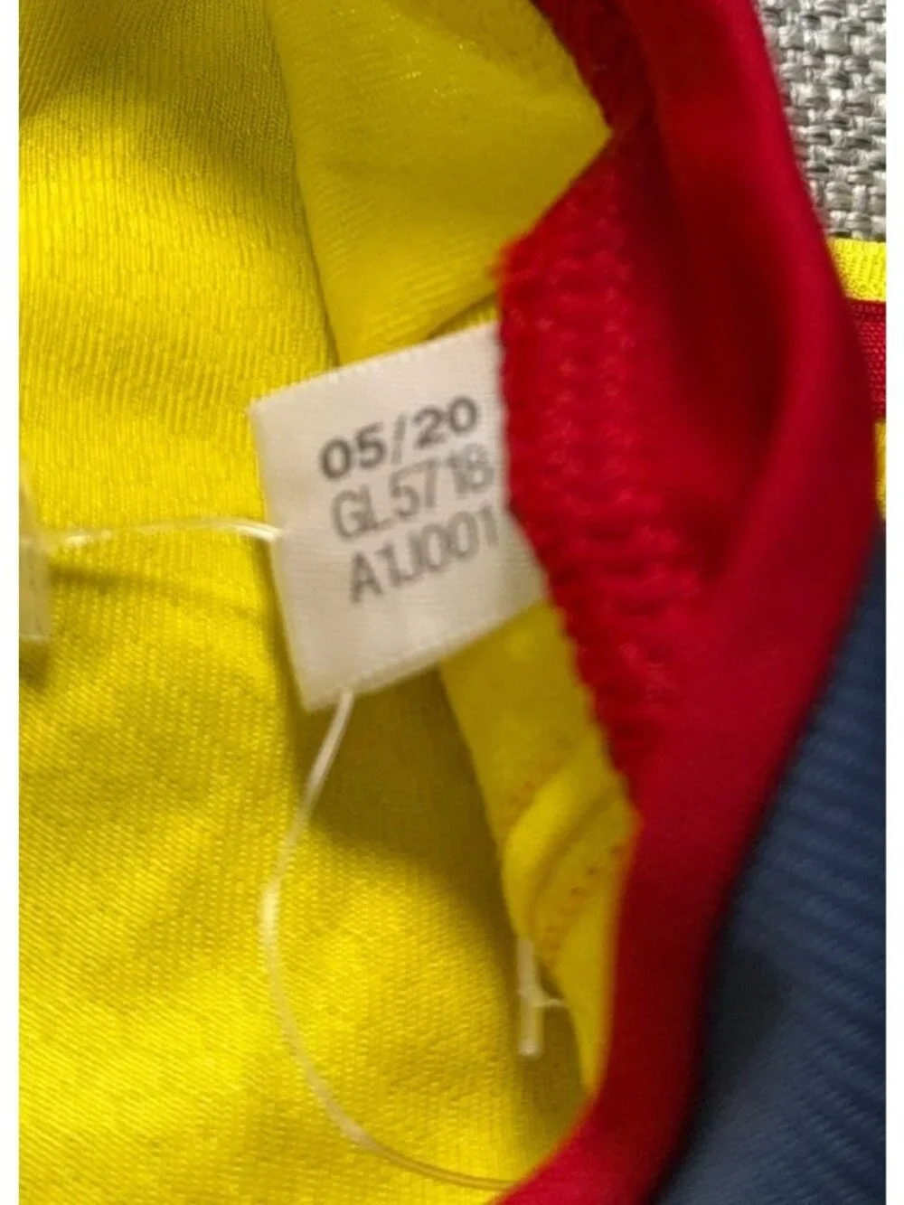 Adidas Colombia 2020/21 Home Long Sleeve Soccer Jersey Mens L GL5718